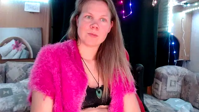 Snapshot of CallMeMaria chatting on February 2025 06:51:01 PM CallMeMaria online show from February 2025 06:51:01 PM