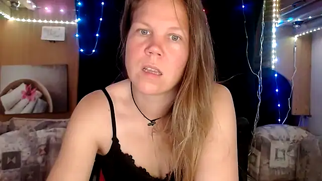 Snapshot of CallMeMaria chatting on February 2025 10:07:01 AM CallMeMaria online show from February 2025 10:07:01 AM