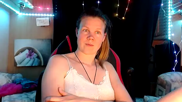 Snapshot of CallMeMaria chatting on March 2025 09:11:02 PM CallMeMaria online show from March 2025 09:11:02 PM