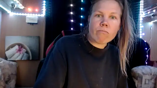 Snapshot of CallMeMaria chatting on March 2025 07:28:01 PM CallMeMaria online show from March 2025 07:28:01 PM