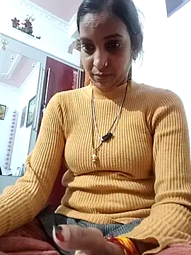Hotty-Nidhi online show from February 2026 03:56:01 AM