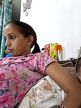 Hotty-Nidhi online show from May 2026 06:28:02 PM