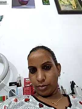 Hotty-Nidhi online show from July 2026 07:40:02 PM