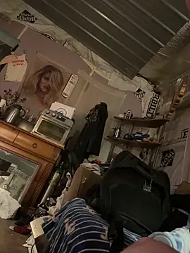 alickandstick online show from April 2026 07:14:01 PM