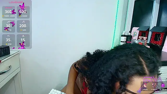 charlotte walker1 online show from December 2025 10:27:02 PM