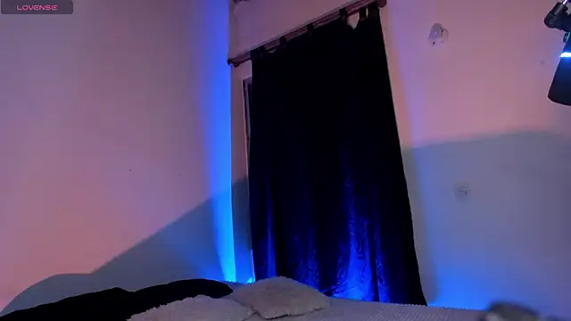 adara evanss online show from February 2026 11:44:01 PM