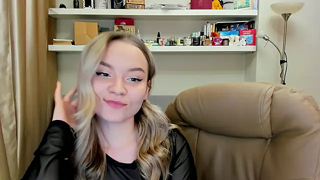 Kara Smith  online show from December 2024 12:01:02 AM