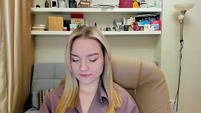 Kara Smith  online show from March 2025 11:59:02 PM