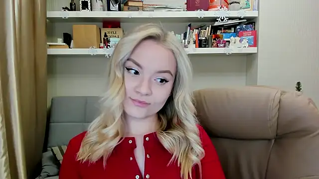 Kara Smith  online show from December 2025 10:47:02 PM