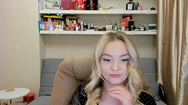 Snapshot of Kara_Smith_ chatting on February 2026 11:30:02 PM Kara Smith online show from February 2026 11:30:02 PM