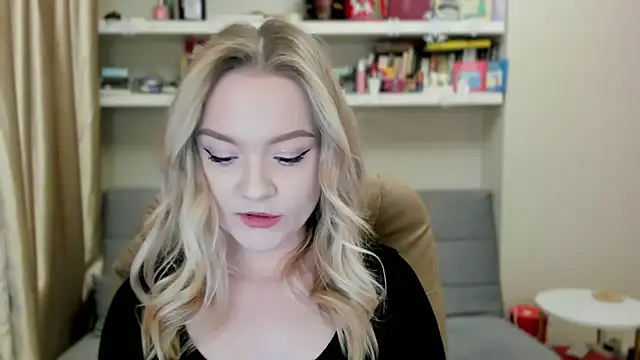 Snapshot of Kara_Smith_ chatting on February 2026 11:50:02 PM Kara Smith online show from February 2026 11:50:02 PM