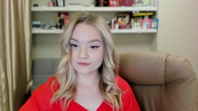 Snapshot of Kara_Smith_ chatting on February 2026 10:52:02 PM Kara Smith online show from February 2026 10:52:02 PM