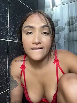 Snapshot of iamsara_21 chatting on July 2026 04:28:02 AM iamsara 21 online show from July 2026 04:28:02 AM