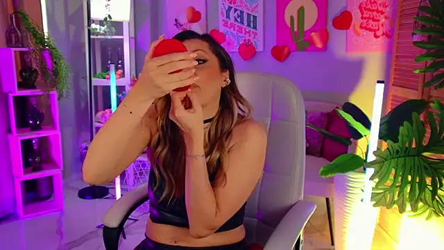 SarahAlluring online show from March 2026 01:03:02 PM