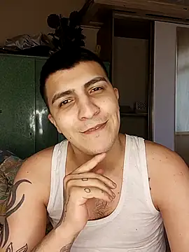 Kadir1320xh online show from March 2025 10:07:02 AM