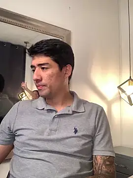 Snapshot of valery_and_Dani_ chatting on December 2025 08:05:01 PM valery and Dani online show from December 2025 08:05:01 PM