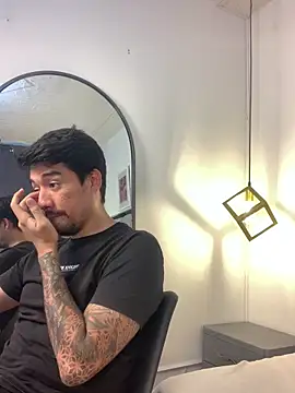 Snapshot of valery_and_Dani_ chatting on December 2025 08:15:02 PM valery and Dani online show from December 2025 08:15:02 PM