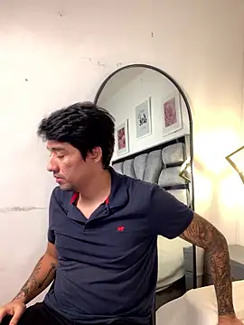 Snapshot of valery_and_Dani_ chatting on January 2026 08:36:02 PM valery and Dani online show from January 2026 08:36:02 PM