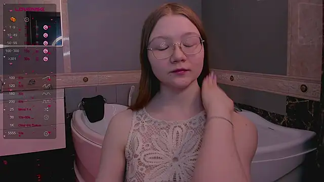 Snapshot of luv_tessa chatting on February 2026 01:43:02 AM luv tessa online show from February 2026 01:43:02 AM