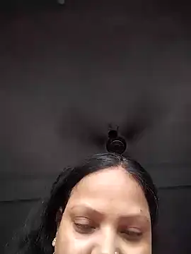 Snapshot of Arohi35 chatting on March 2025 09:32:02 AM Arohi35 online show from March 2025 09:32:02 AM