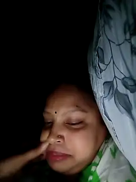 Snapshot of Arohi35 chatting on February 2026 05:44:02 PM Arohi35 online show from February 2026 05:44:02 PM