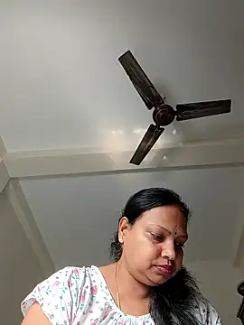 Snapshot of Arohi35 chatting on March 2026 03:52:02 AM Arohi35 online show from March 2026 03:52:02 AM