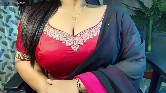 Snapshot of _Lisha_ chatting on June 2026 05:07:01 PM Lisha online show from June 2026 05:07:01 PM