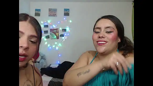 Snapshot of nicky_andcamil chatting on February 2026 08:42:02 PM nicky andcamil online show from February 2026 08:42:02 PM