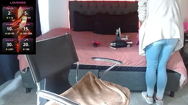 Snapshot of mia_velvet1 chatting on October 2025 03:12:01 PM mia velvet1 online show from October 2025 03:12:01 PM