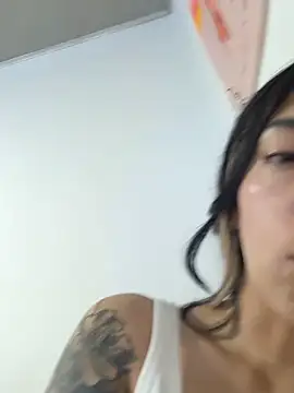 Snapshot of Abby_Piink chatting on May 2026 04:28:02 AM Abby Piink online show from May 2026 04:28:02 AM