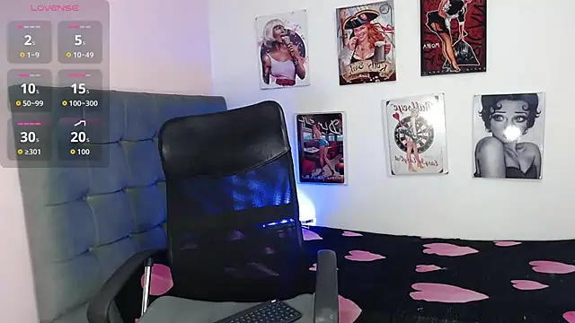 vicky bigboobs babe online show from June 2026 11:52:01 PM