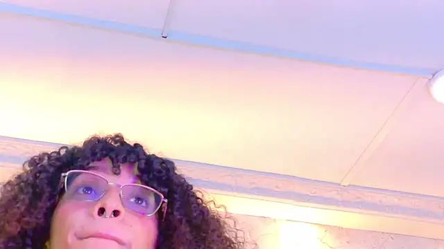 CamilaJohnston online show from March 2026 07:53:02 PM