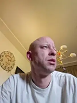 Snapshot of svenpfeifer chatting on April 2026 11:13:01 AM svenpfeifer online show from April 2026 11:13:01 AM