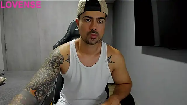 Dante Storm online show from September 2025 03:23:02 PM