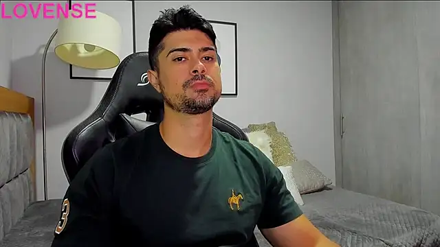 Dante Storm online show from October 2025 03:36:01 AM