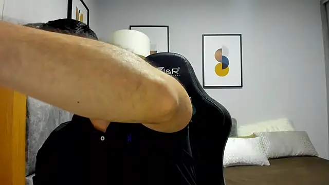 Dante Storm online show from December 2025 04:15:01 PM