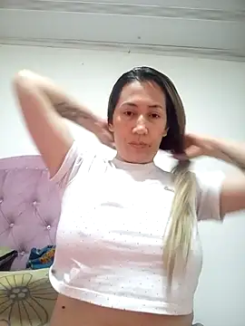 melany-92xxx online show from April 2026 11:40:02 PM