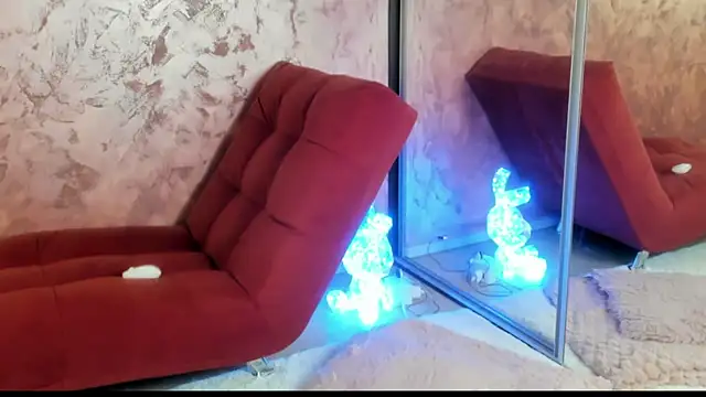 LesyaTouch online show from December 2025 08:36:02 PM