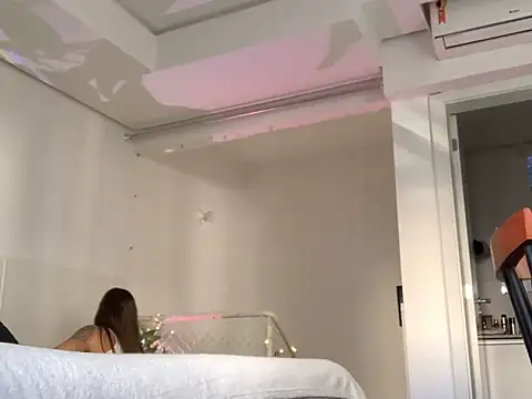 Snapshot of azimmer__ chatting on February 2026 08:17:02 PM azimmer online show from February 2026 08:17:02 PM