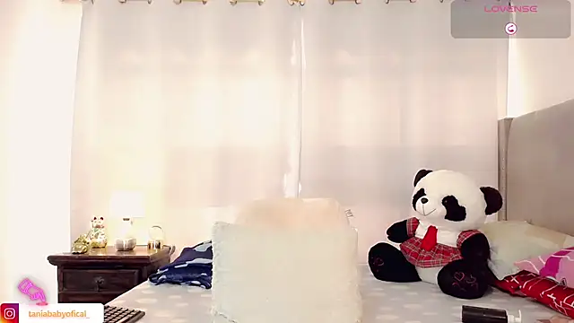 taniababy online show from April 2026 01:00:02 PM