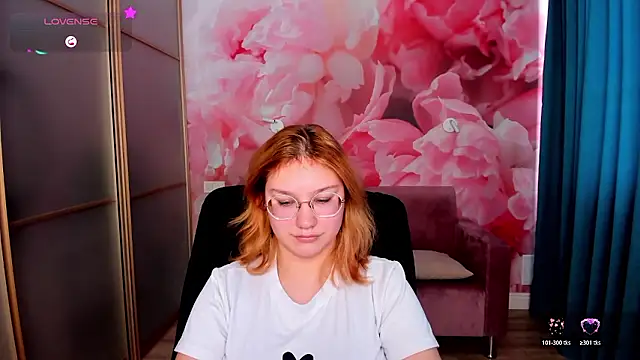 AngelinaLow online show from January 2026 12:54:02 PM