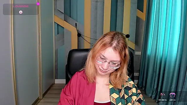 AngelinaLow online show from January 2026 12:31:02 PM