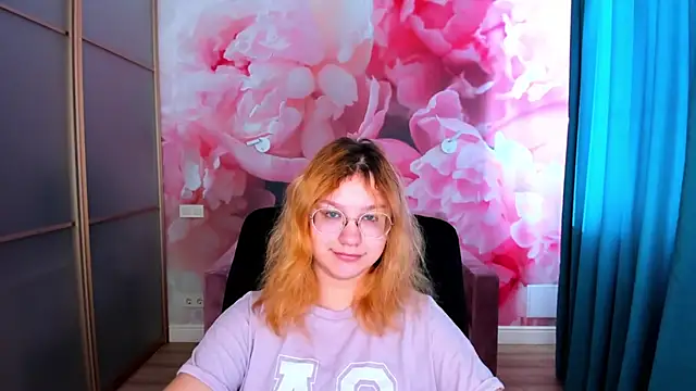 AngelinaLow online show from March 2026 06:28:01 AM