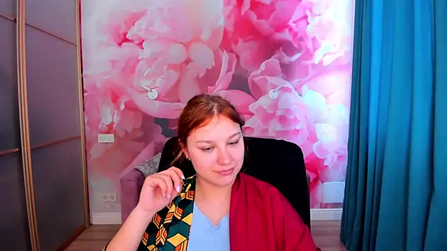 Snapshot of AngelinaLow chatting on April 2026 11:38:01 AM AngelinaLow online show from April 2026 11:38:01 AM