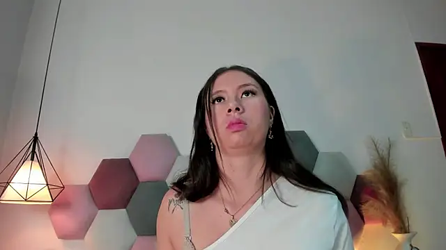 Snapshot of BeckyVidal chatting on September 2025 09:25:02 PM BeckyVidal online show from September 2025 09:25:02 PM
