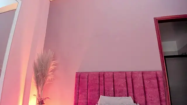 Snapshot of BeckyVidal chatting on January 2026 06:22:02 PM BeckyVidal online show from January 2026 06:22:02 PM