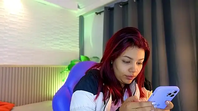 TiffanyWalk online show from January 2026 12:31:01 PM