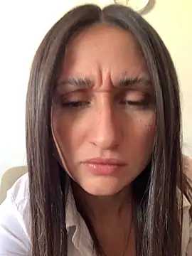Snapshot of luci_brecman chatting on April 2026 05:32:02 PM luci brecman online show from April 2026 05:32:02 PM