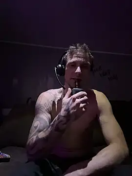 Stillhard8925 online show from December 2025 08:22:01 AM