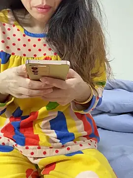 aa520uv online show from November 2025 12:00:02 AM